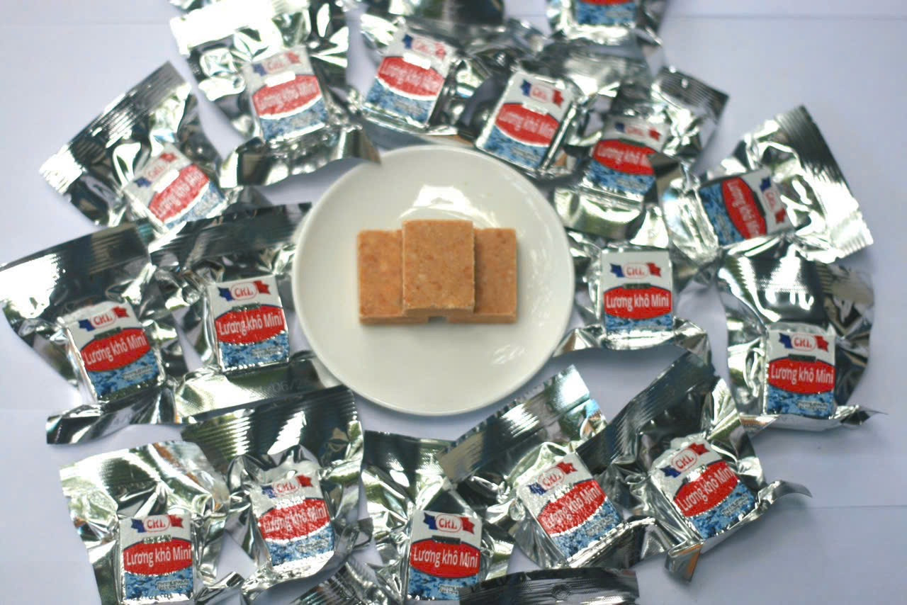 Lương khô mini gói 500g đủ 3 vị - Vị chà bông - Vị đậu phộng - Vị mè